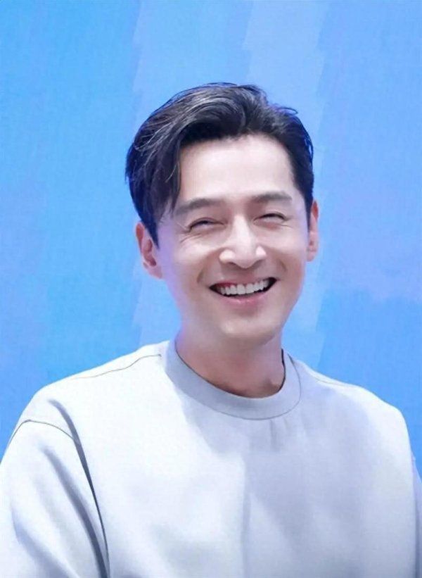 排名前10的证券公司 首谈二胎儿子4个月后，胡歌突迎噩耗，患肺癌住院传闻早真相大白